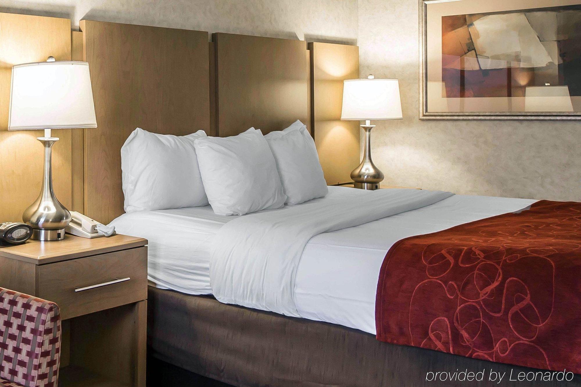 Comfort Suites Hanes Mall Уинстон-Сейлем Экстерьер фото